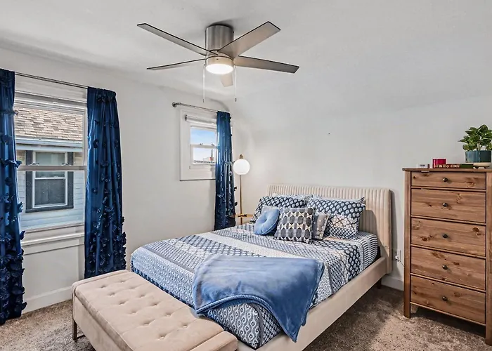 Luxe 2br Franklinton - Private Patio - 2car Garage Сasa de vacaciones Columbus