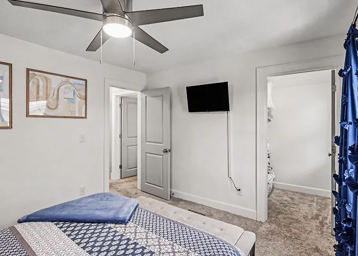 Luxe 2br Franklinton - Private Patio - 2car Garage Сasa de vacaciones *
