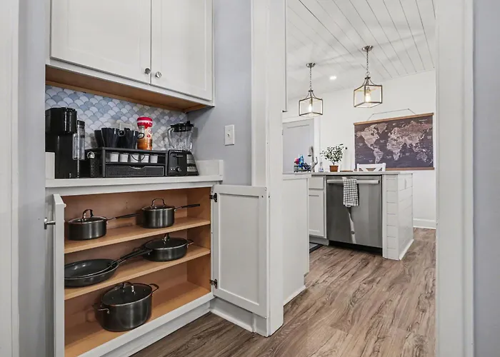 Luxe 2br Franklinton - Private Patio - 2car Garage Сasa de vacaciones *