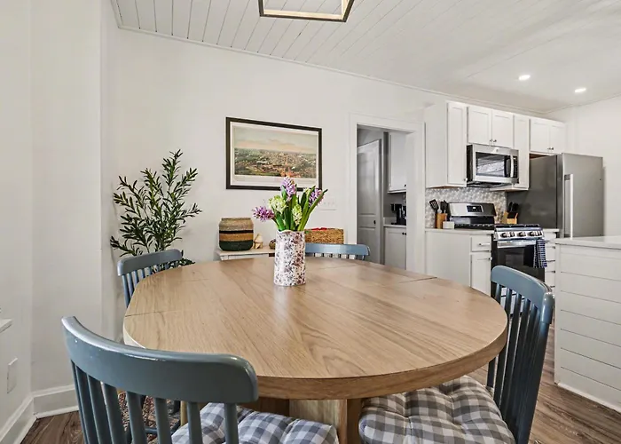 Luxe 2br Franklinton - Private Patio - 2car Garage * Columbus